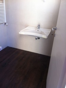 Pvc flooring in bathroomBagno con pavimento in Pvc